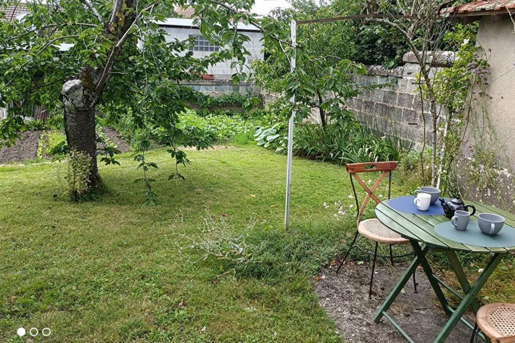 Un Paradis De Verdure En Plein Centre Ville Périgueux Esterno foto
